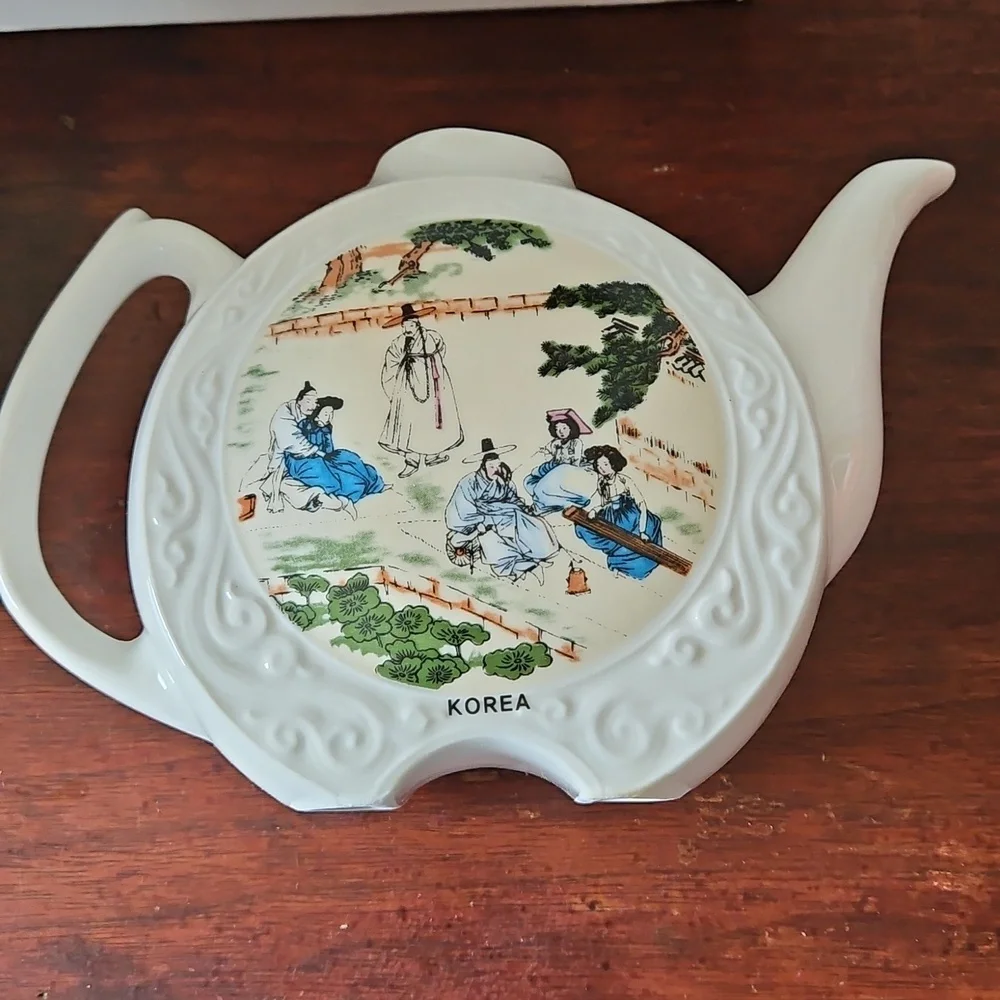 NWT Vintage Korean Sake Teapot & Cups Set